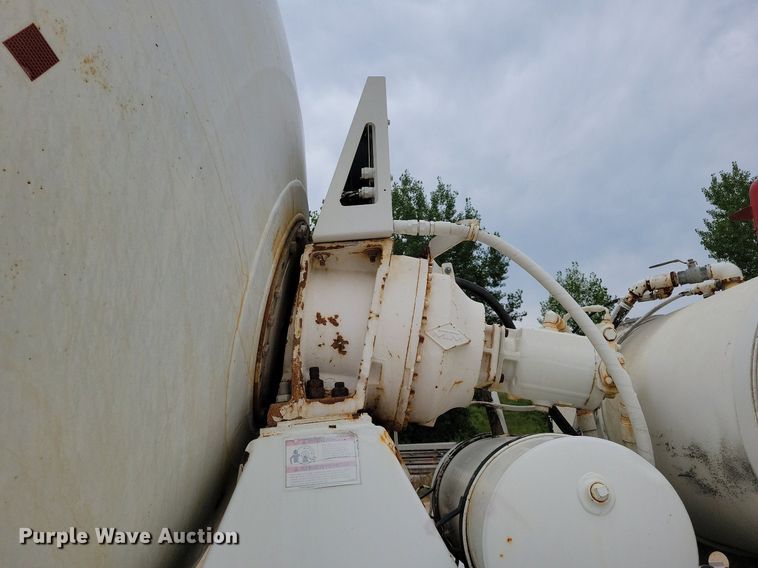 image for item DR4393 1999 Kenworth W900 ready mix truck