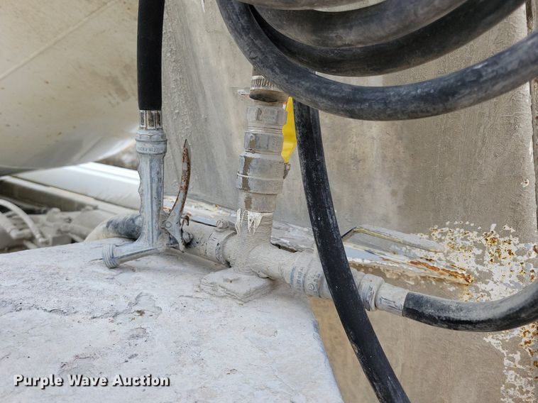 image for item DR4393 1999 Kenworth W900 ready mix truck