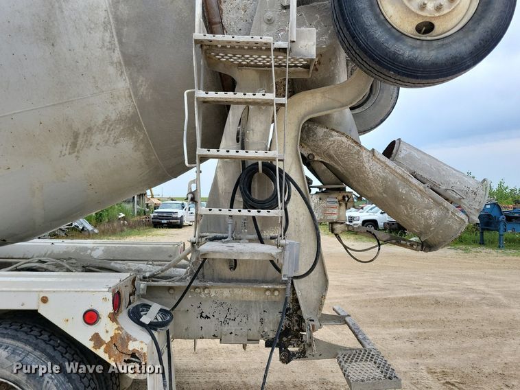 image for item DR4393 1999 Kenworth W900 ready mix truck