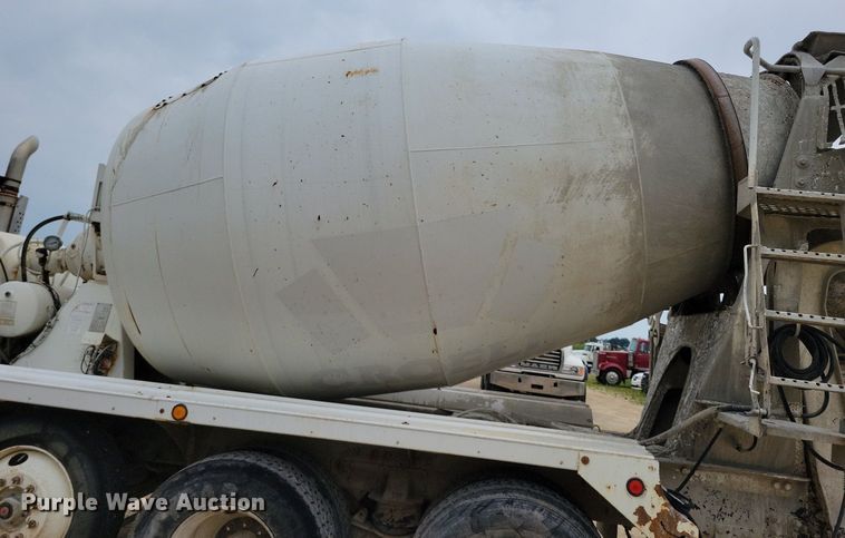 image for item DR4393 1999 Kenworth W900 ready mix truck