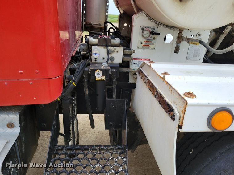 image for item DR4393 1999 Kenworth W900 ready mix truck