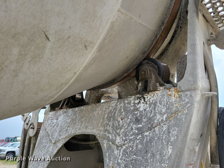 image for item DR4393 1999 Kenworth W900 ready mix truck