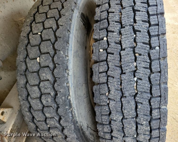 image for item DR4393 1999 Kenworth W900 ready mix truck