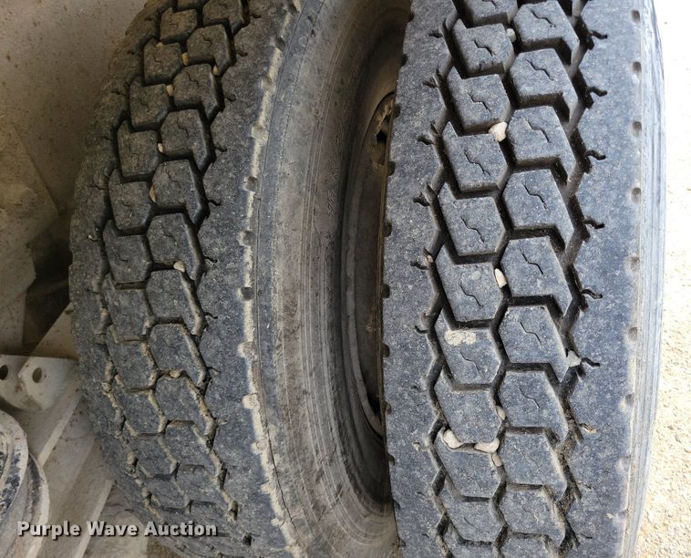 image for item DR4393 1999 Kenworth W900 ready mix truck