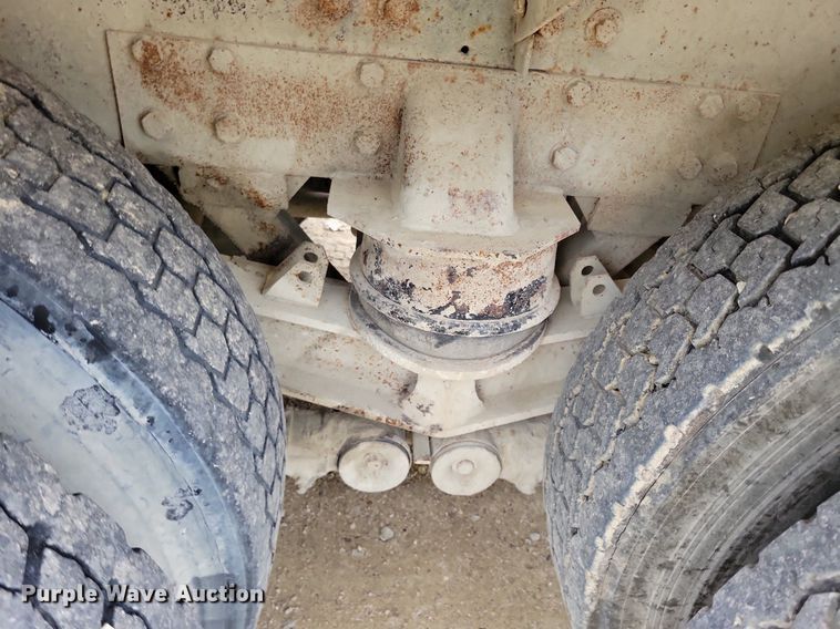 image for item DR4393 1999 Kenworth W900 ready mix truck