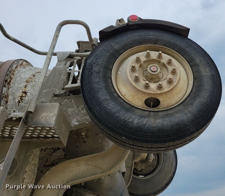 image for item DR4393 1999 Kenworth W900 ready mix truck