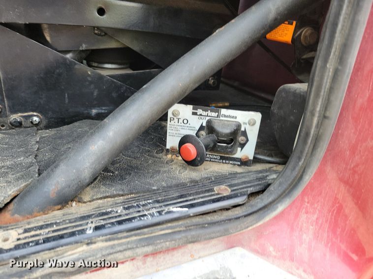 image for item DR4394 2013 Western Star 4900EX semi truck