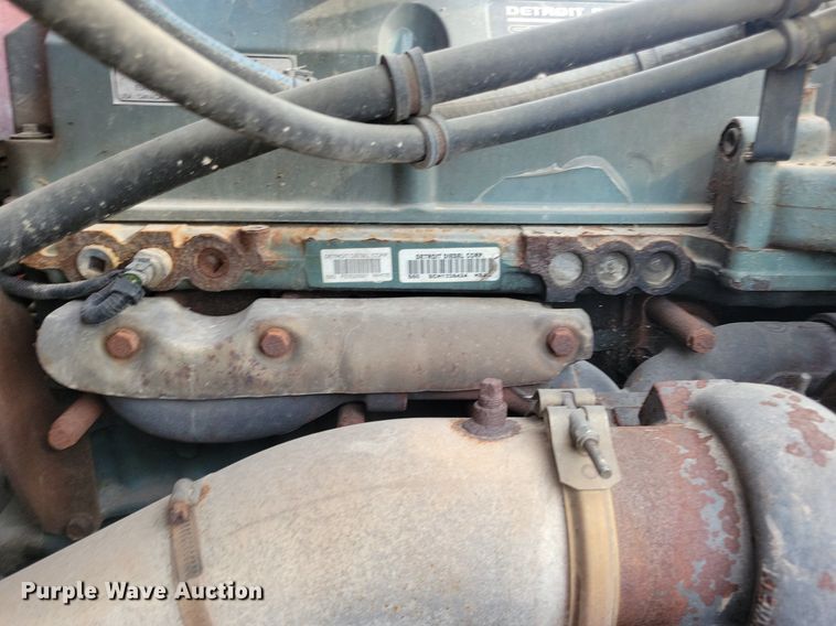 image for item DR4394 2013 Western Star 4900EX semi truck