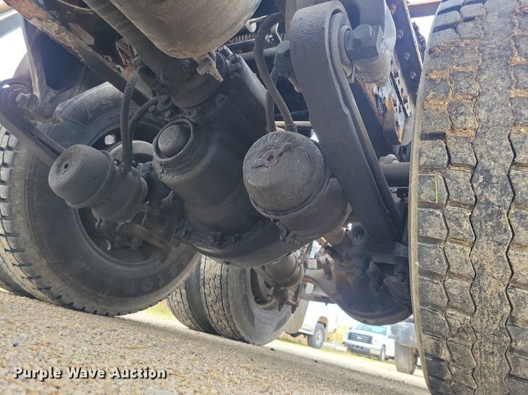 image for item DR4394 2013 Western Star 4900EX semi truck