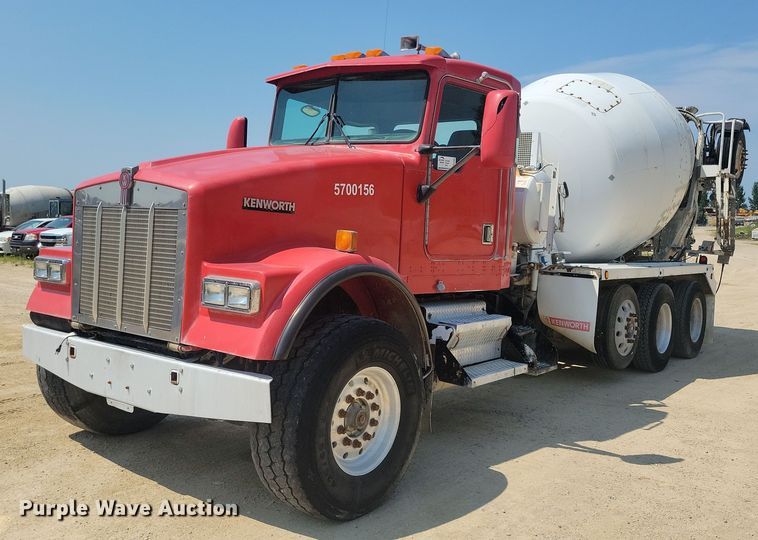 image for item DR4400 2001 Kenworth W900 ready mix truck