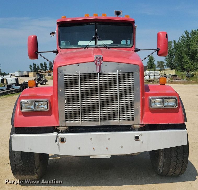 image for item DR4400 2001 Kenworth W900 ready mix truck