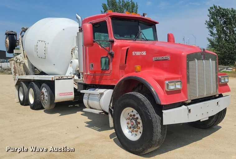 image for item DR4400 2001 Kenworth W900 ready mix truck