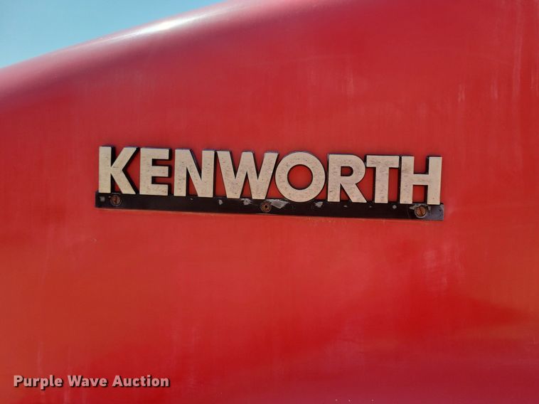 image for item DR4400 2001 Kenworth W900 ready mix truck