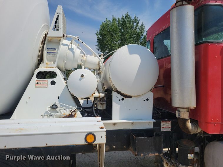 image for item DR4400 2001 Kenworth W900 ready mix truck