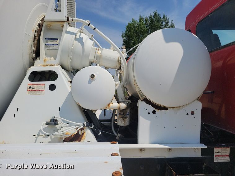 image for item DR4400 2001 Kenworth W900 ready mix truck