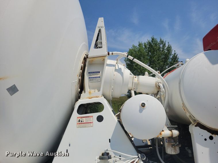 image for item DR4400 2001 Kenworth W900 ready mix truck