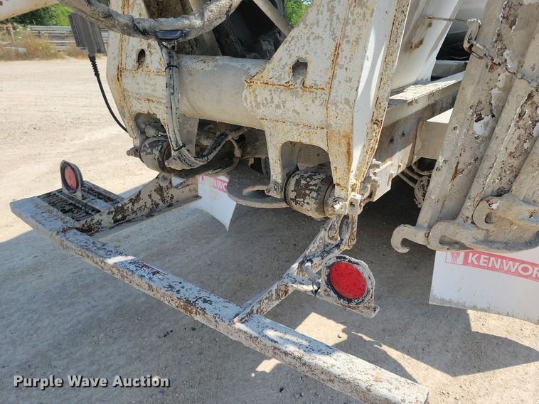 image for item DR4400 2001 Kenworth W900 ready mix truck