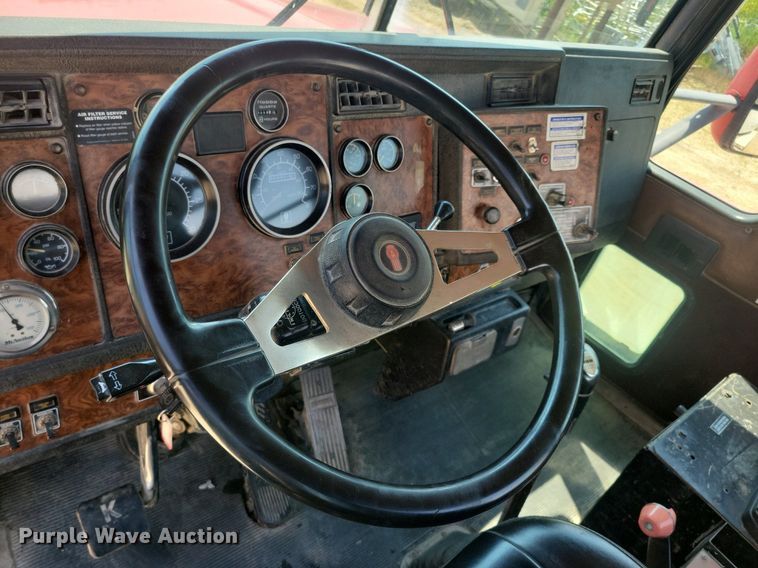 image for item DR4400 2001 Kenworth W900 ready mix truck