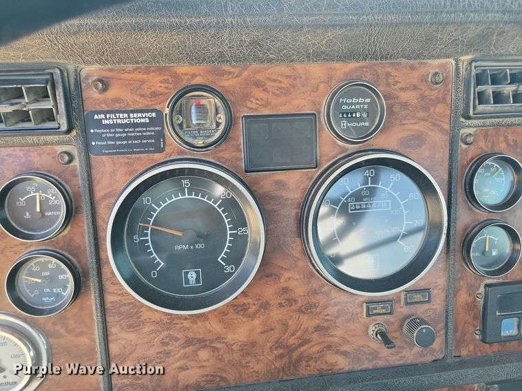 image for item DR4400 2001 Kenworth W900 ready mix truck