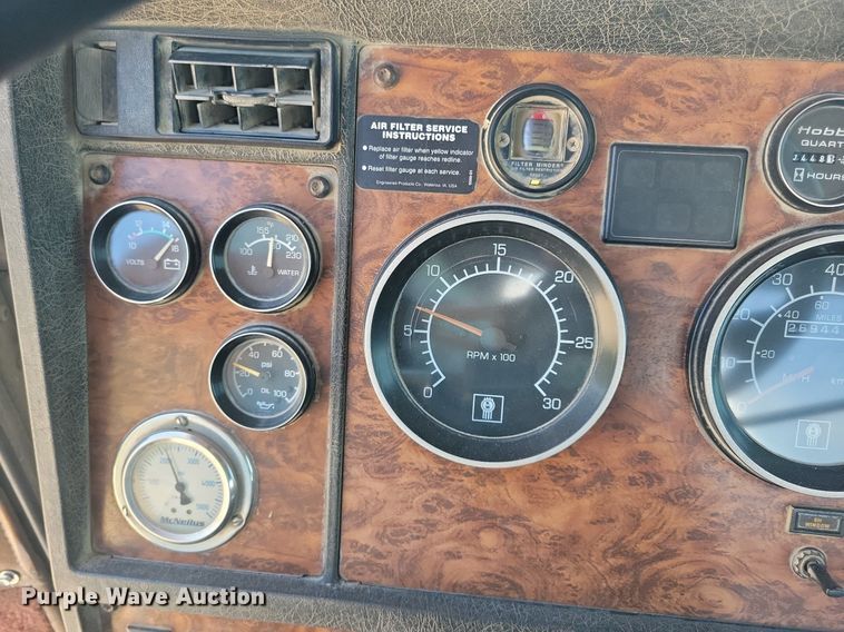 image for item DR4400 2001 Kenworth W900 ready mix truck