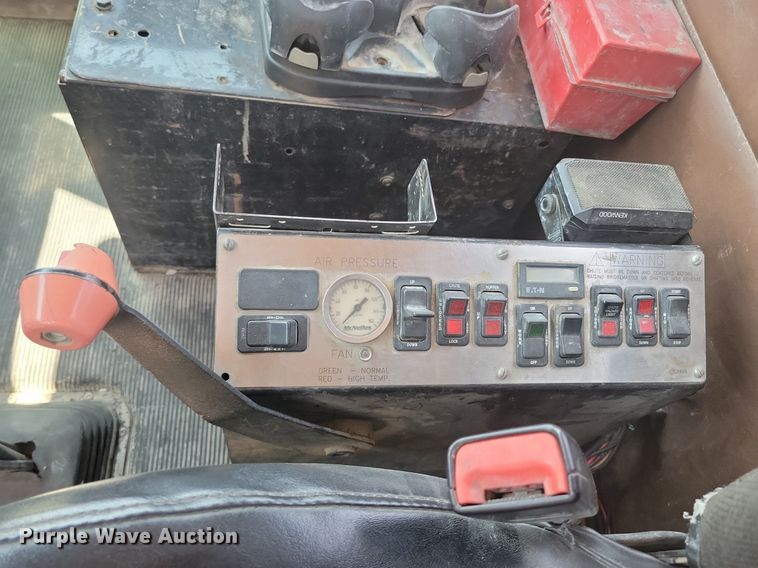 image for item DR4400 2001 Kenworth W900 ready mix truck