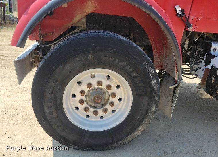 image for item DR4400 2001 Kenworth W900 ready mix truck