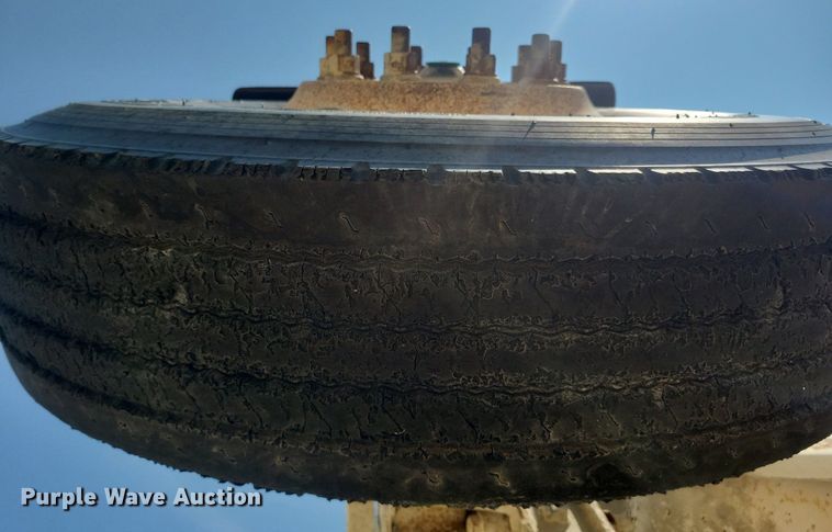 image for item DR4400 2001 Kenworth W900 ready mix truck