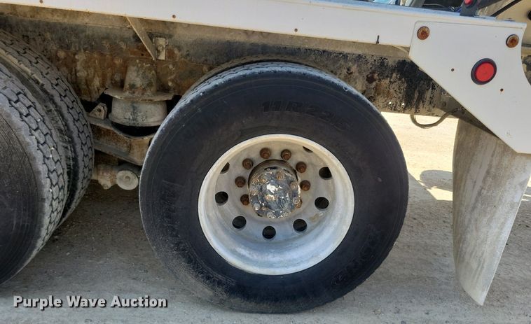 image for item DR4400 2001 Kenworth W900 ready mix truck