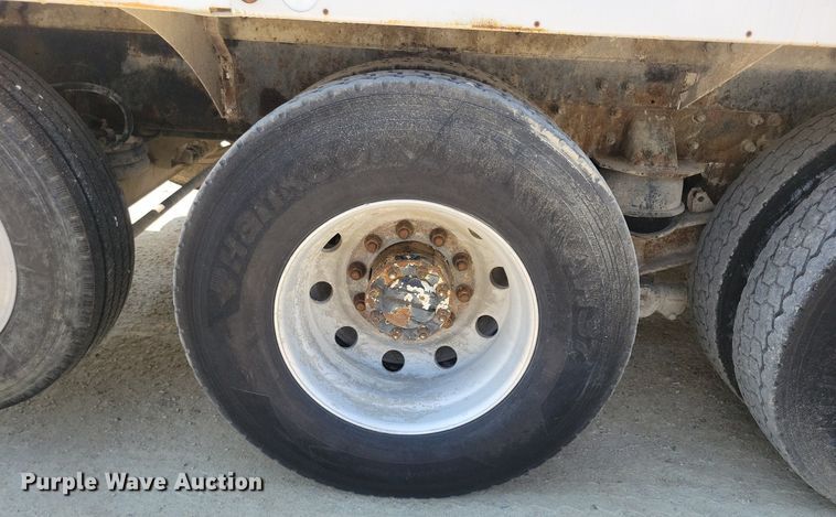 image for item DR4400 2001 Kenworth W900 ready mix truck