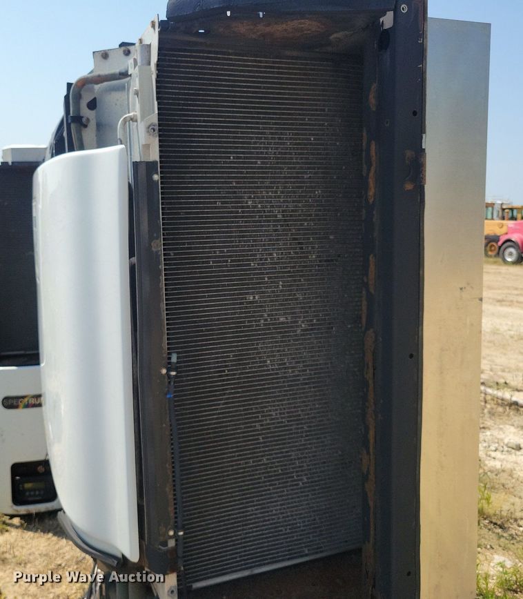 image for item DR4401 (4) Thermo King refrigeration units