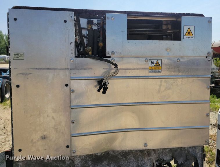 image for item DR4401 (4) Thermo King refrigeration units