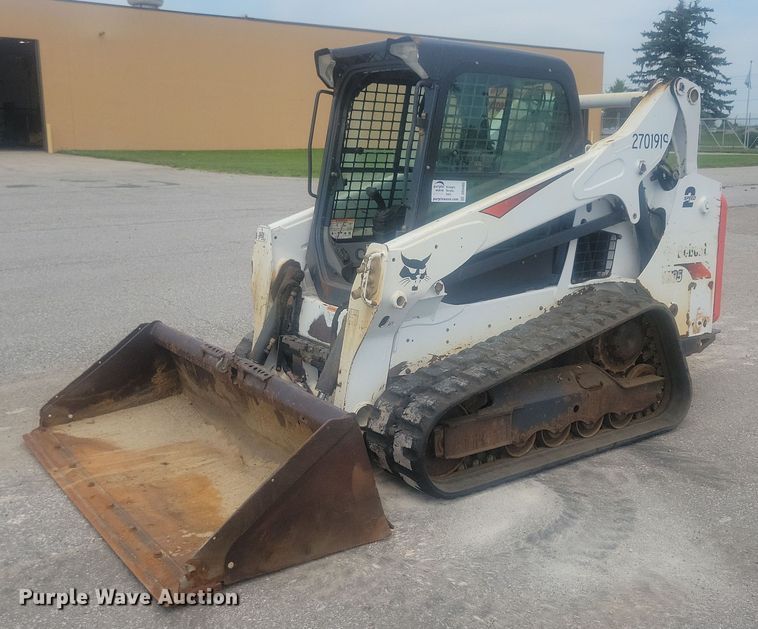 image for item DR4402 2019 Bobcat T595 tracked skid steer loader
