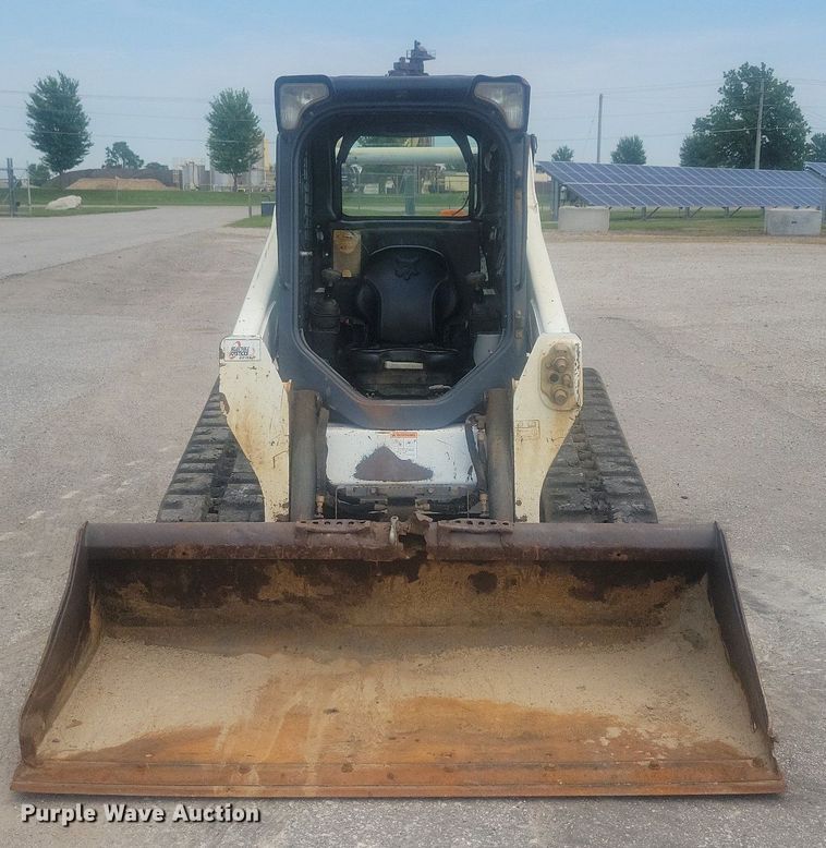 image for item DR4402 2019 Bobcat T595 tracked skid steer loader