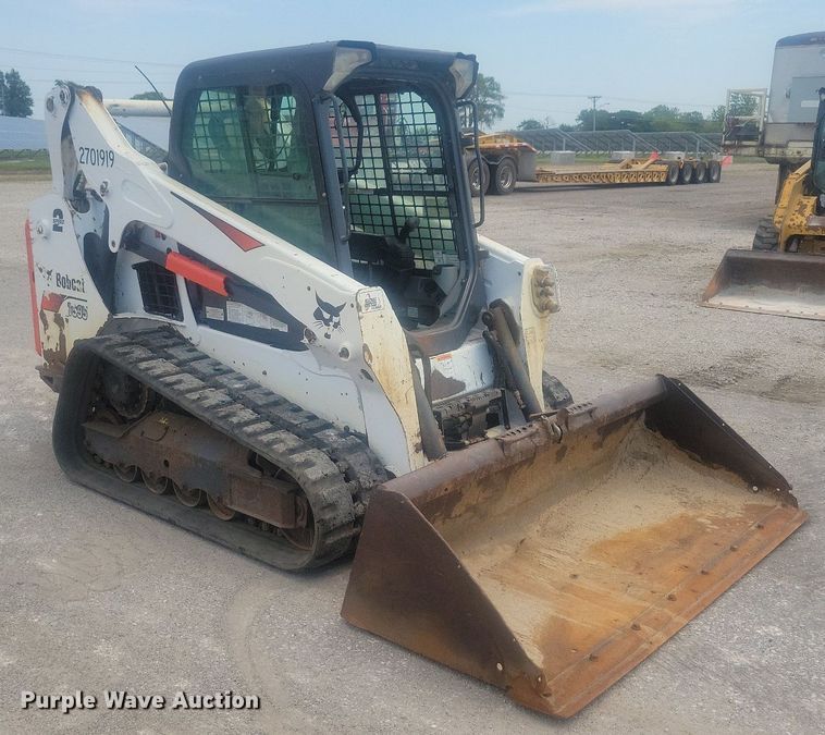 image for item DR4402 2019 Bobcat T595 tracked skid steer loader
