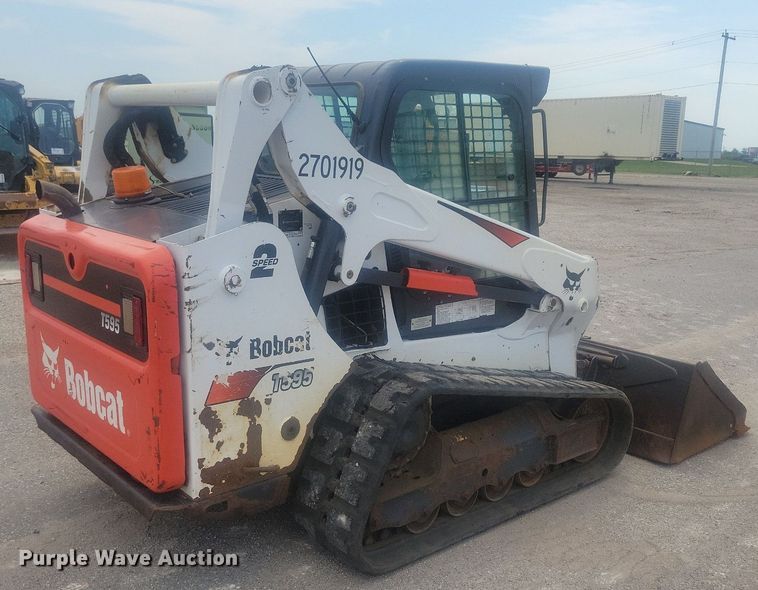 image for item DR4402 2019 Bobcat T595 tracked skid steer loader