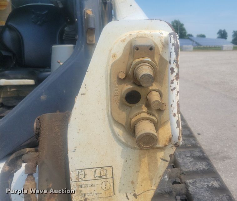 image for item DR4402 2019 Bobcat T595 tracked skid steer loader