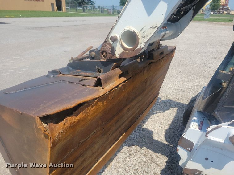 image for item DR4402 2019 Bobcat T595 tracked skid steer loader