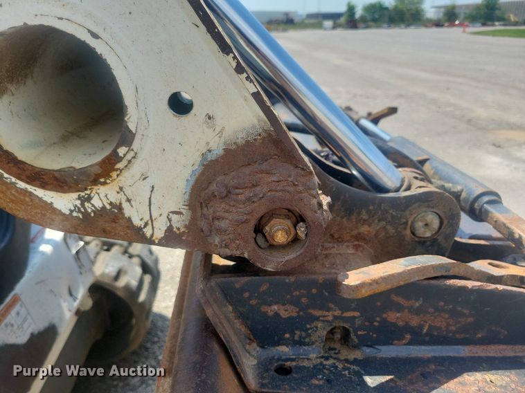 image for item DR4402 2019 Bobcat T595 tracked skid steer loader