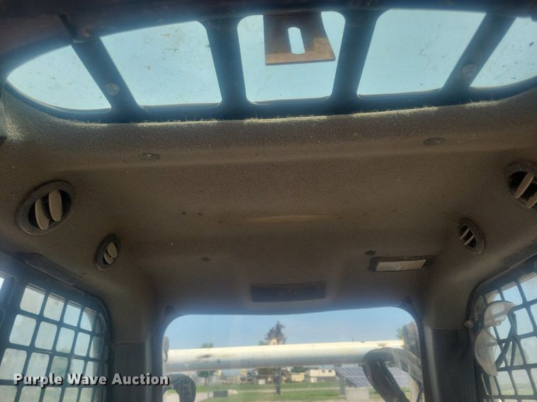 image for item DR4402 2019 Bobcat T595 tracked skid steer loader