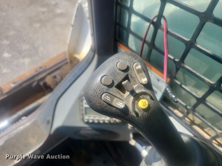 image for item DR4402 2019 Bobcat T595 tracked skid steer loader