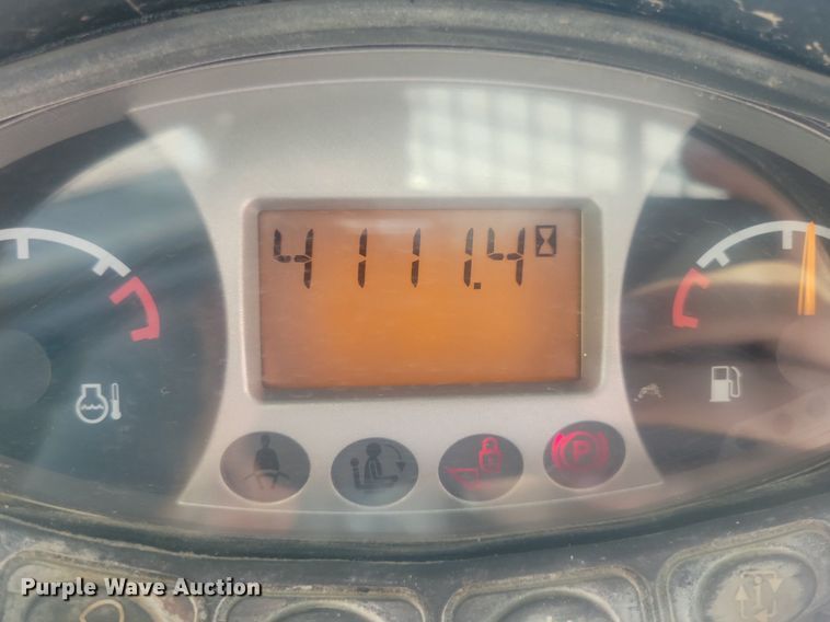 image for item DR4402 2019 Bobcat T595 tracked skid steer loader