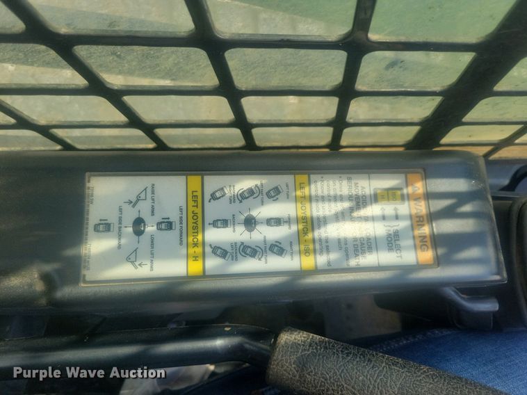 image for item DR4402 2019 Bobcat T595 tracked skid steer loader