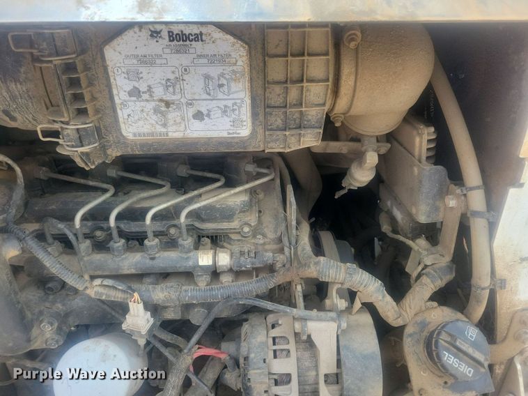 image for item DR4402 2019 Bobcat T595 tracked skid steer loader