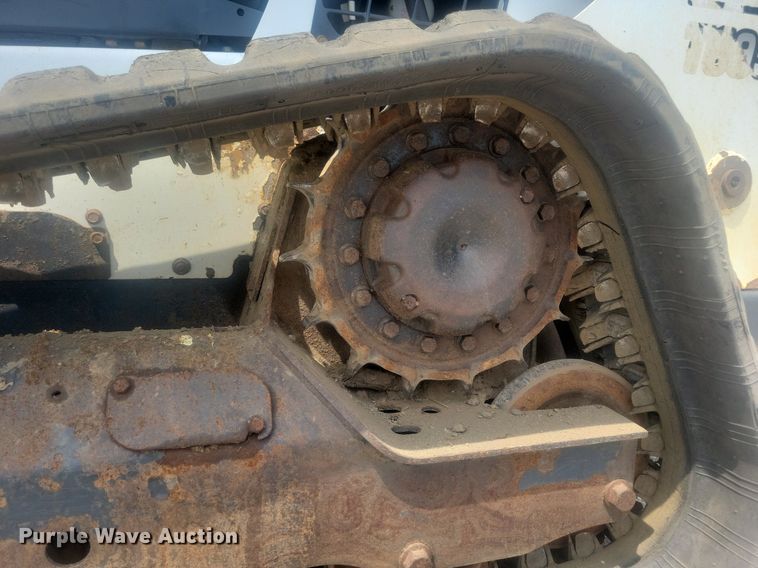 image for item DR4402 2019 Bobcat T595 tracked skid steer loader