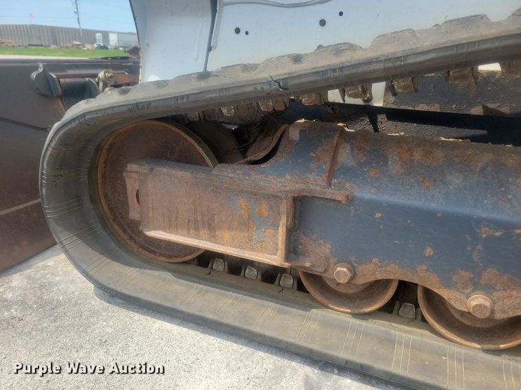 image for item DR4402 2019 Bobcat T595 tracked skid steer loader