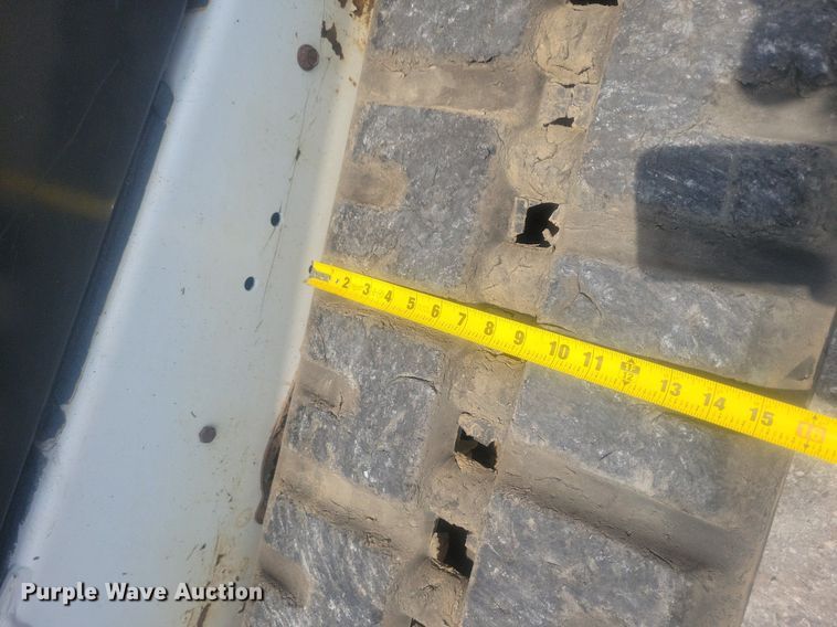 image for item DR4402 2019 Bobcat T595 tracked skid steer loader