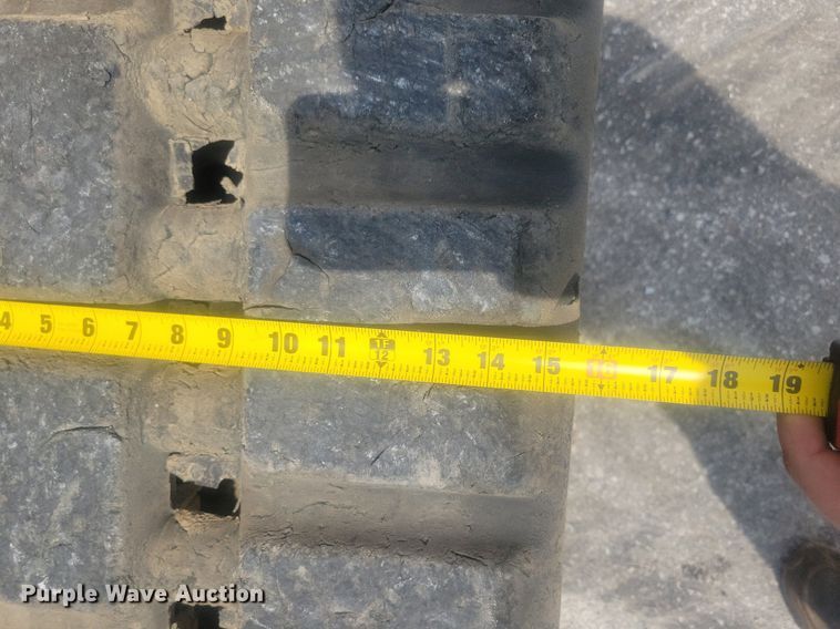 image for item DR4402 2019 Bobcat T595 tracked skid steer loader