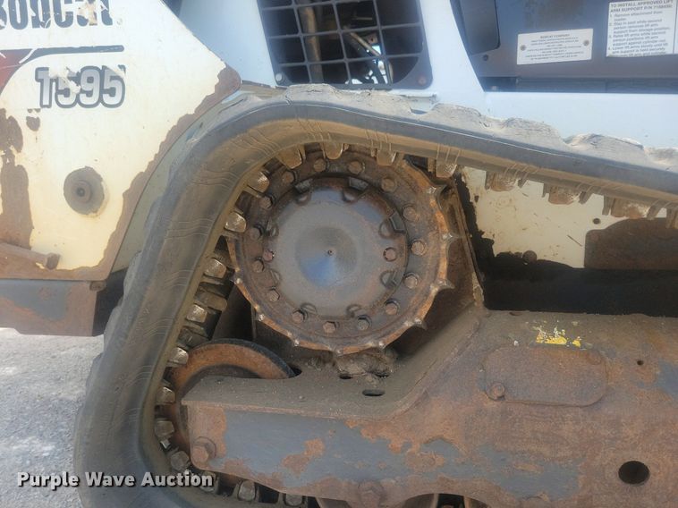 image for item DR4402 2019 Bobcat T595 tracked skid steer loader