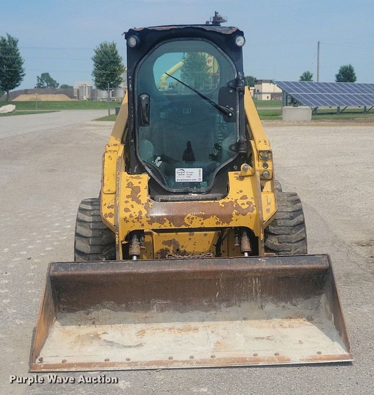 image for item DR4403 2019 Caterpillar 236D3 skid steer loader