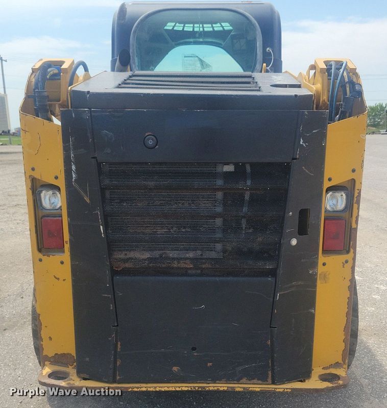 image for item DR4403 2019 Caterpillar 236D3 skid steer loader